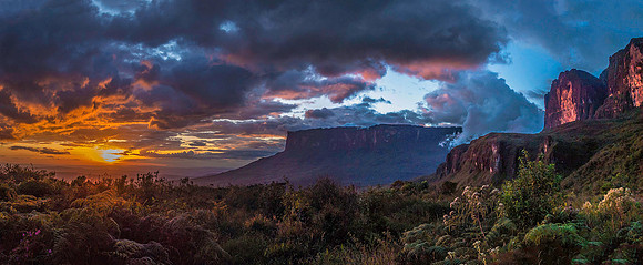 Roraima base camp 02962merge