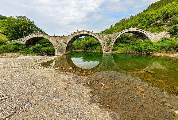 Zagori 03560merge