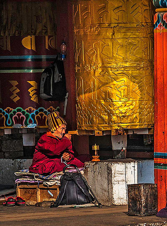 Thimphu Prayer Wheel 6331