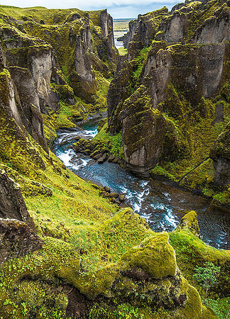 Fjaorargljufur Canyon 01836