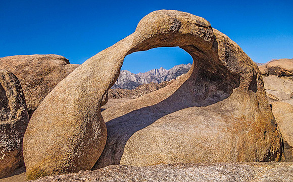 Mobius Arch 02388