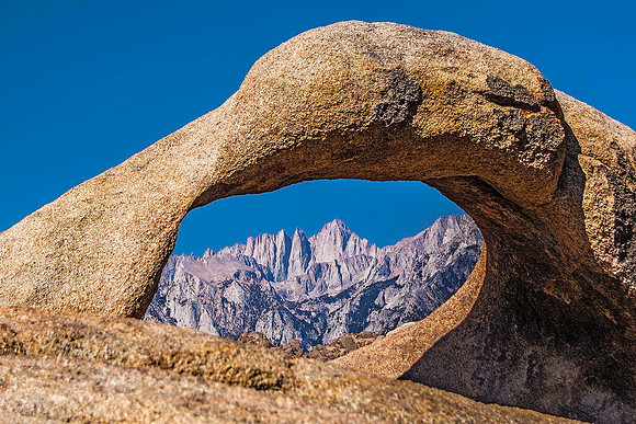 Mobius Arch 02401