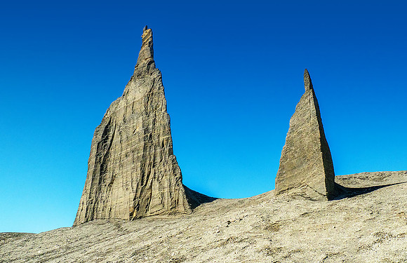 Lone Spire150311