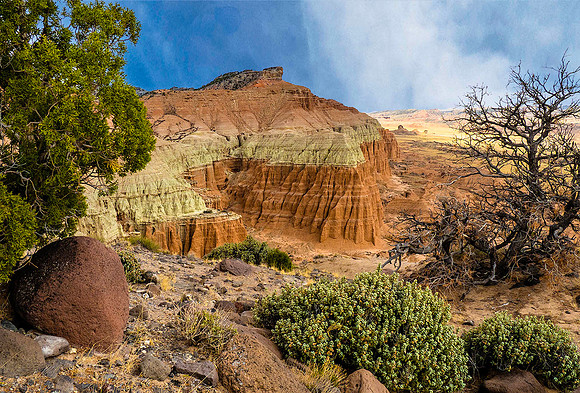 Cathedral Valley 5040085