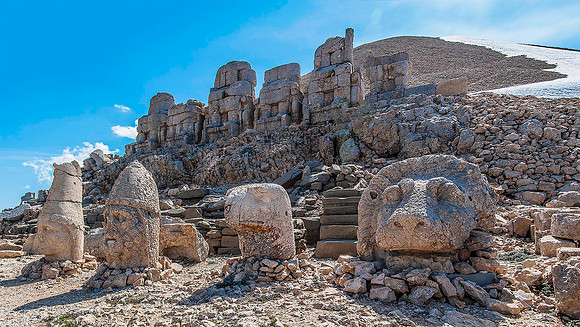 Mt. Nemrut 5471merge