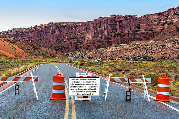 SHUTDOWN of National Parks, Arches National Park entrance 7479
