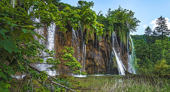Plitvice Lakes National Park 01129merge