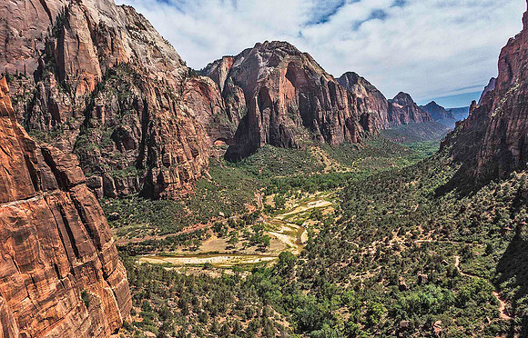 Zion 09763