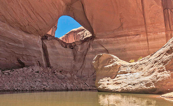 La Gorge Arch 09632
