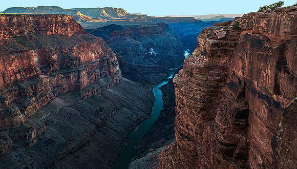 Toroweap, North Rim, Grand Canyon, looking downriver 05350