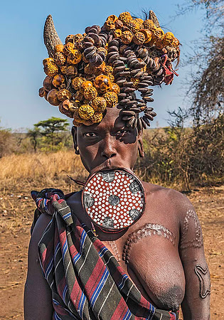 Mursi tribe 07483