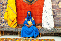 Tuareg Tribesman, carpet dealer - Teneghir 0904