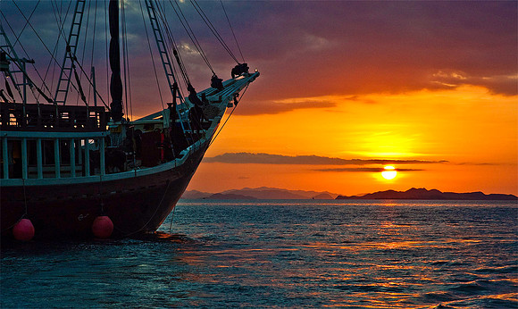 Seven Seas, Komodo Island 0406