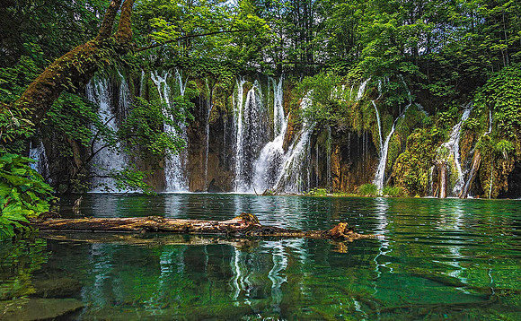 Plitvice Lakes National Park 01148